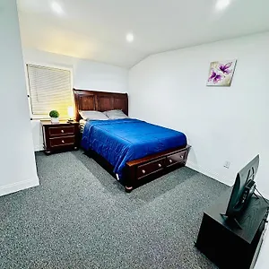  Guest house Jfk 5 Min Away United States